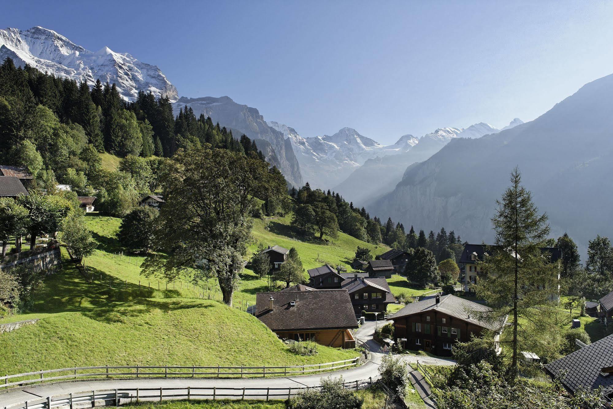 Hotel Alpenrose Wengen - A Family Affair Since 1881 Exterior photo